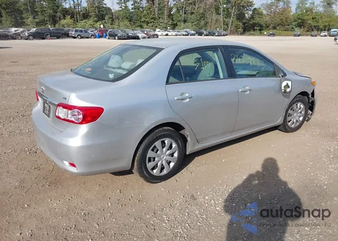 2011 Toyota Corolla Le z USA, uszkodzony, nr VIN 2T1BU4EE3BC612386